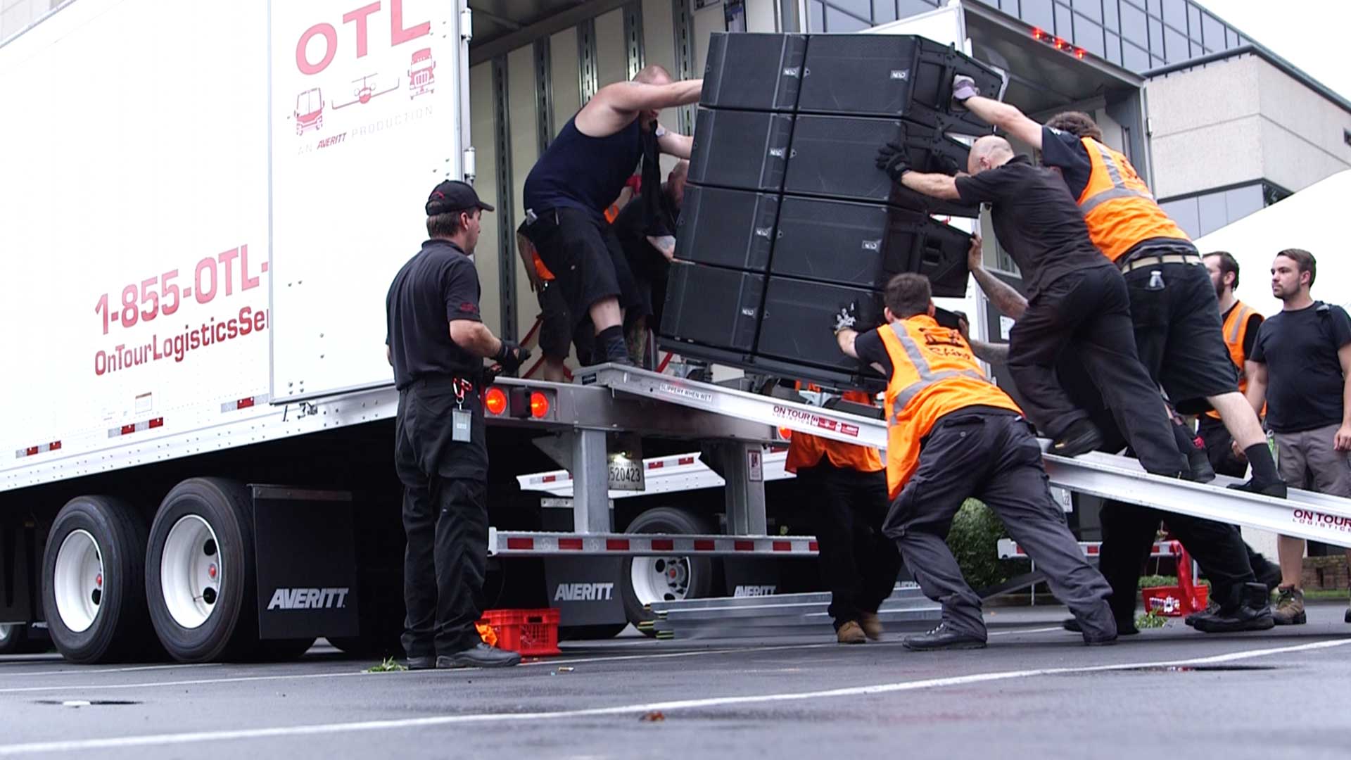 on-tour-logistics-header